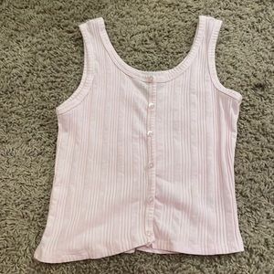 buttoned tank top